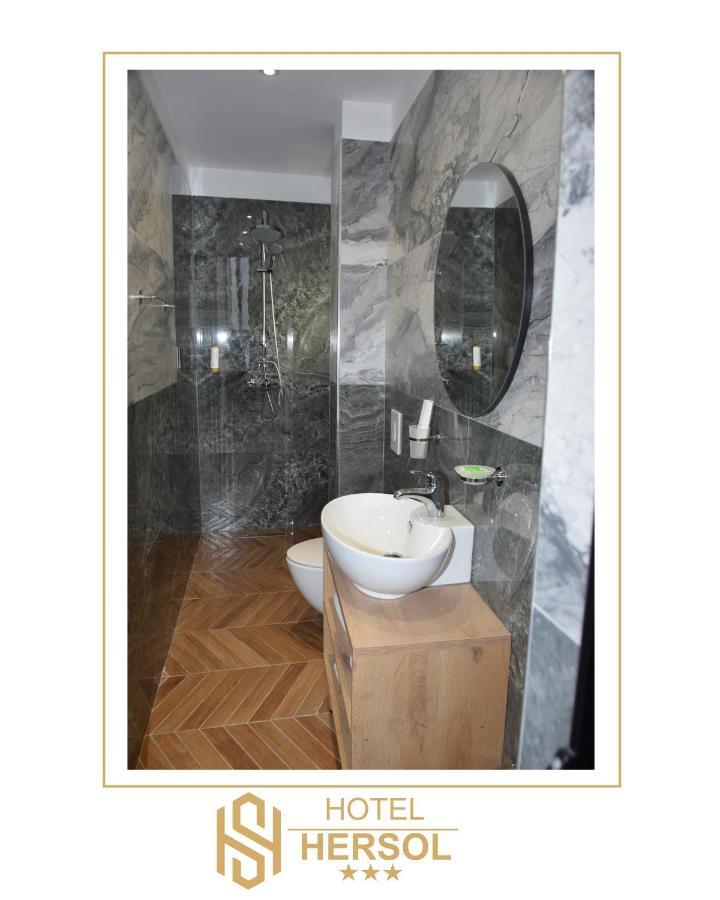 דורס Hotel Hersol מראה חיצוני תמונה